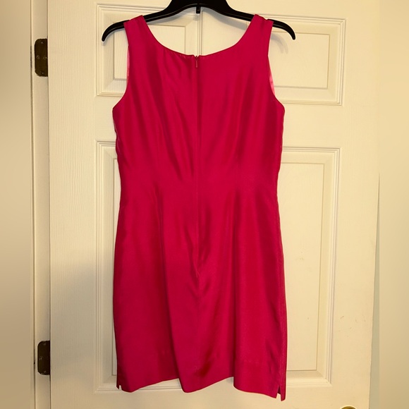 Lilly Pulitzer Berry Pink Solid Color Sleeveless Mini Barbie Core Dress Size 6 - Picture 2 of 4